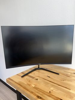 Like New Acer 31.5” Curved Monitor 