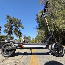 Electric scooter