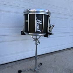 Pearl Championship Series CarbonPly Marching Snare Drum With Pearl Stand