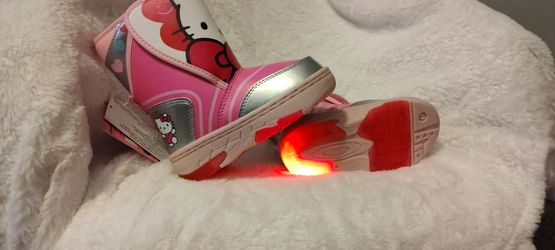 Hello Kitty Light Up Snow Boots  Toddler Size 6,7,8 And 9