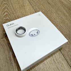 Oura ring 4