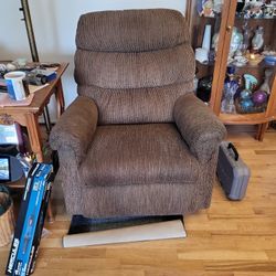 Lazy Boy Rocker/recliner 