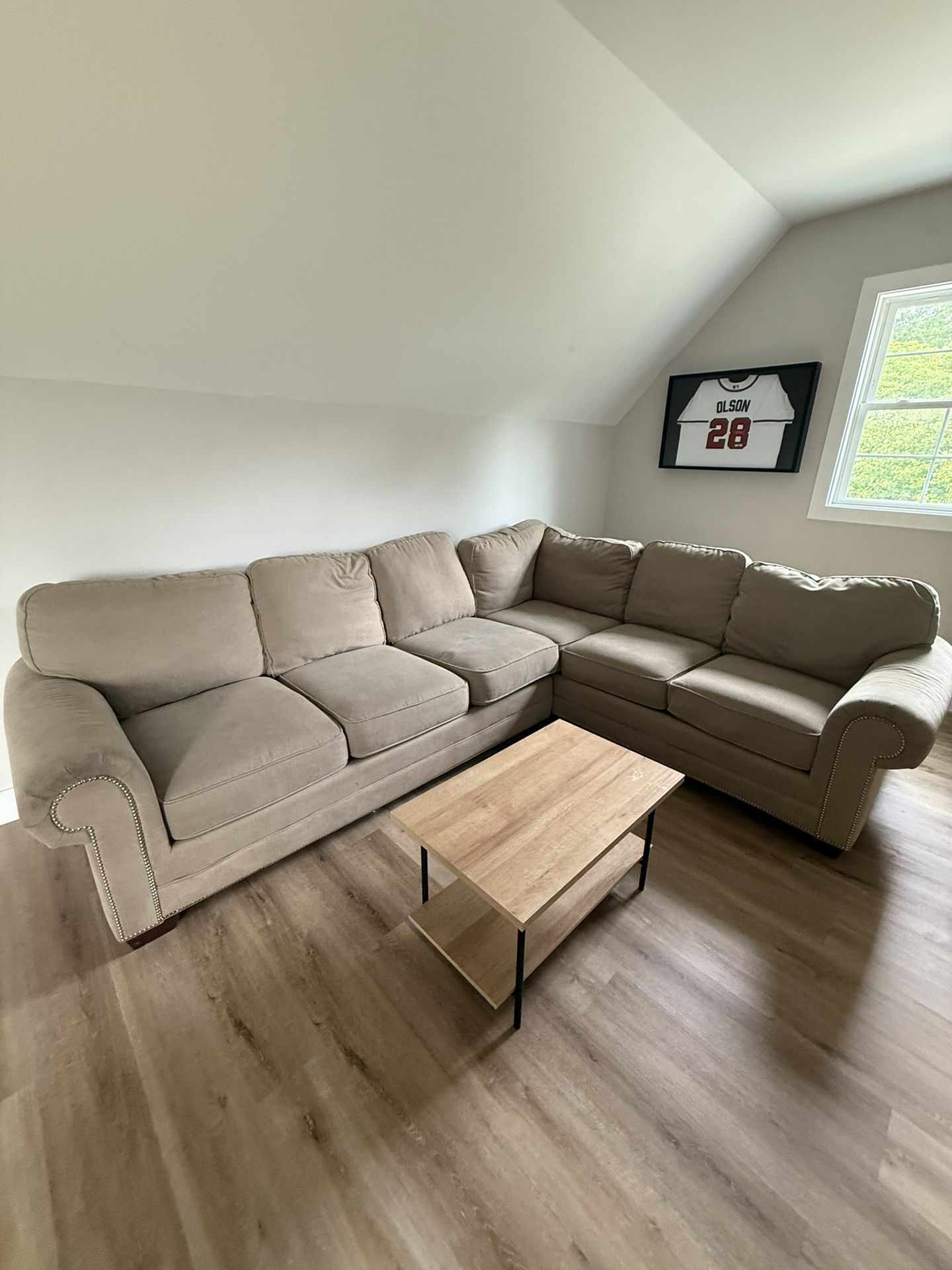 Bassett Sectional Sofa