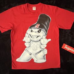 Supreme Red Size MEIDUM 