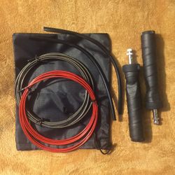 CrossFit Speedrope w/ 2 Steel Cover cables / Bag