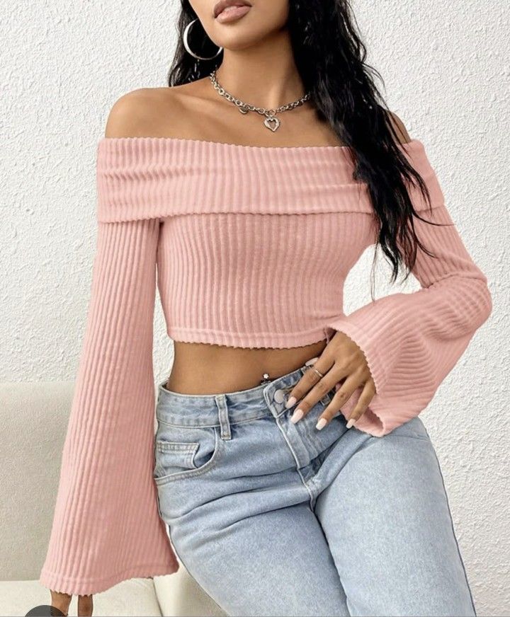 Hermoso Crop Top ❤️  info en la descripción de ⬇️ ‼️