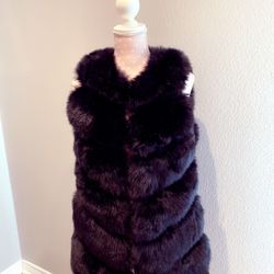 High Quality Brand New Faux Fur Vest Coat Black Color Luxury Fashion Stylish Size Medium