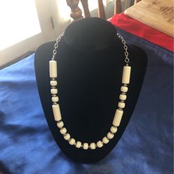 Beautiful White Tube Beads Necklace