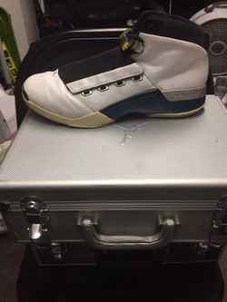 Jordan 17 classic with briefcase for Sale in Cowpens SC OfferUp