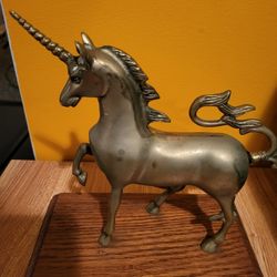 Vintage BRASS UNICORN HORSE FIGURINE STATUE ON A BASE  3 lbs 🦄❤️