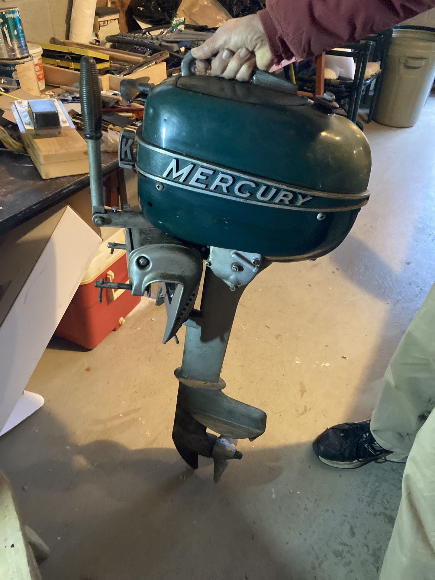 7.5 hp gas Mercury Engine. In Excellent Condition