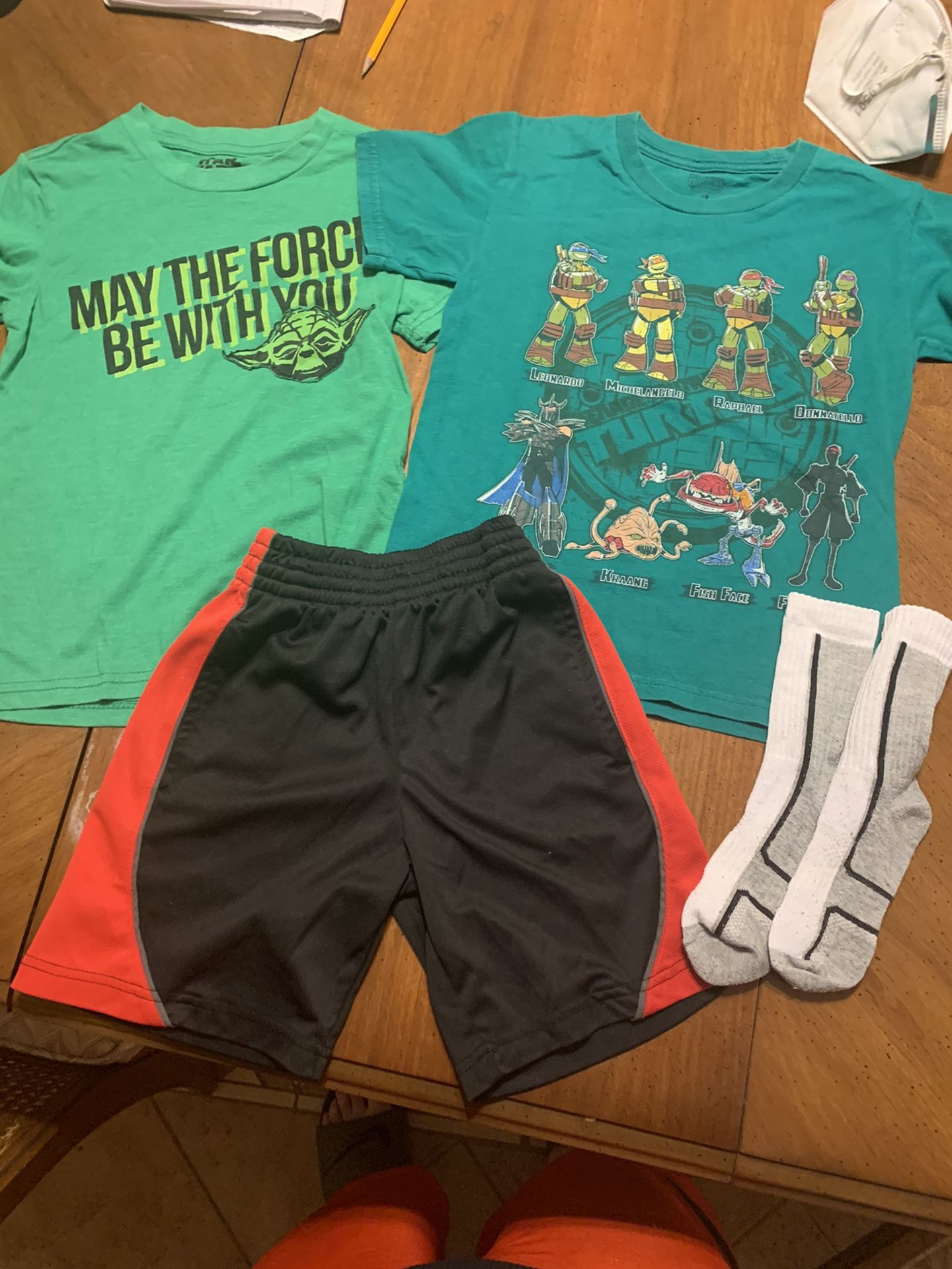 Kids clothes size 5/6