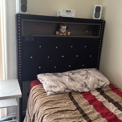 Adjustable Bed Frame And Mattress W/lighted Headboard 