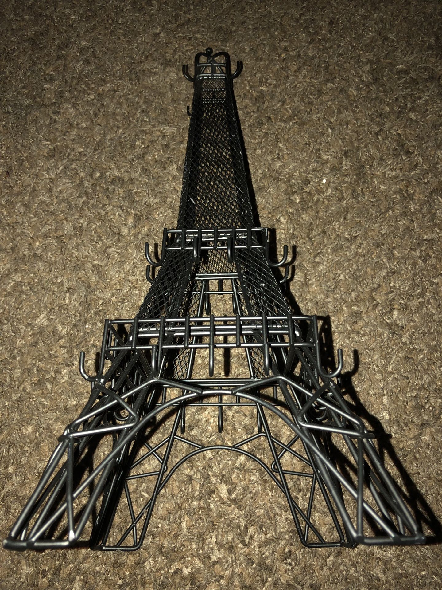 PARIS FRENCH EIFFEL TOWER STATUE NECKLACE HOOKS EARRING HOLDER JEWELRY STAND ORGANIZER... APPROXIMATELY 16 INCHES HIGH AND 6 INCHES WIDE... NEW WITHO