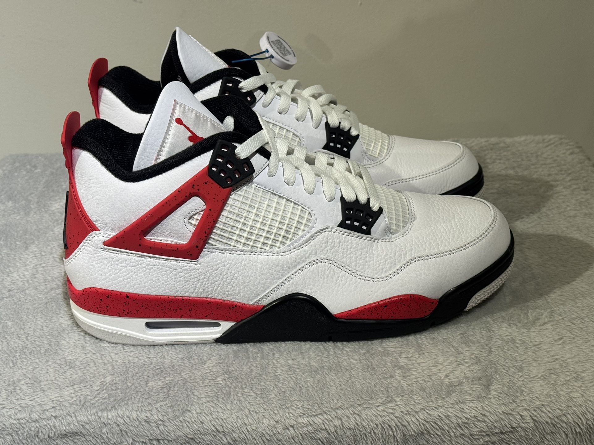 Air Jordan 4 Retro Red Cement 2023 Size 11 Brand New Never Worn