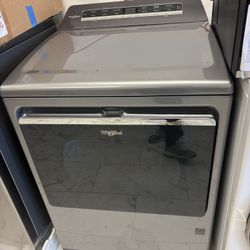 New Whirlpool Electric Dryer(220volt Required)