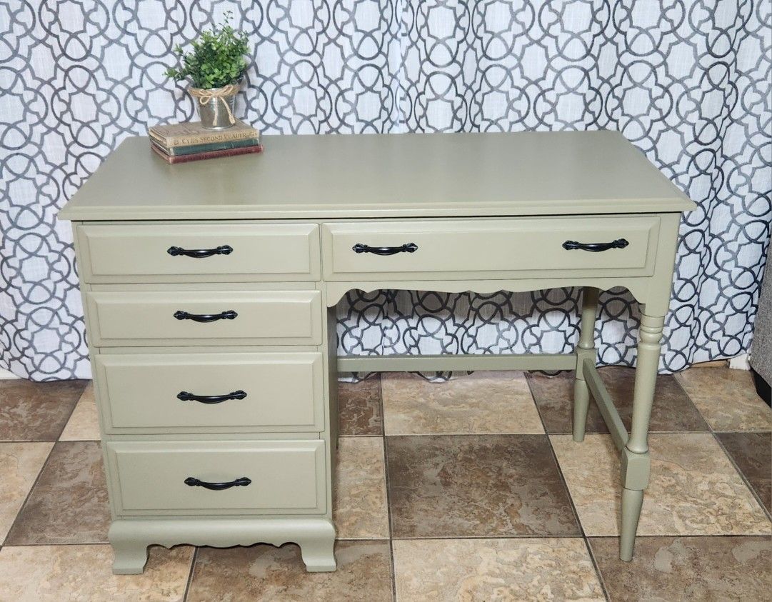 STUNNING REFINISHED VINTAGE DESK!!!