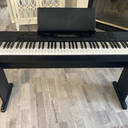 Casio CDP 220R keyboard with stand 
