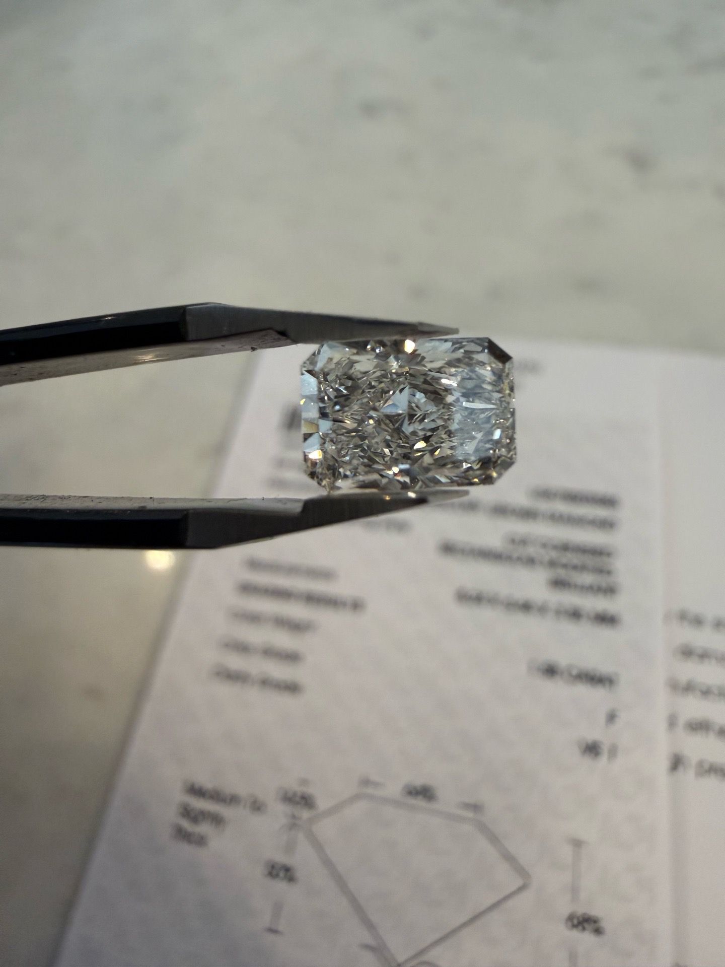 1.58 CT Radiant Cut Lab Diamond IGI Certified F VS1 β Excellent Quality