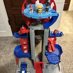 PAW Patrol Transforming Ultimate City Movie Tower