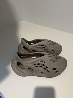 Yeezy Foam Runners- Stone Sage Men’s 8 