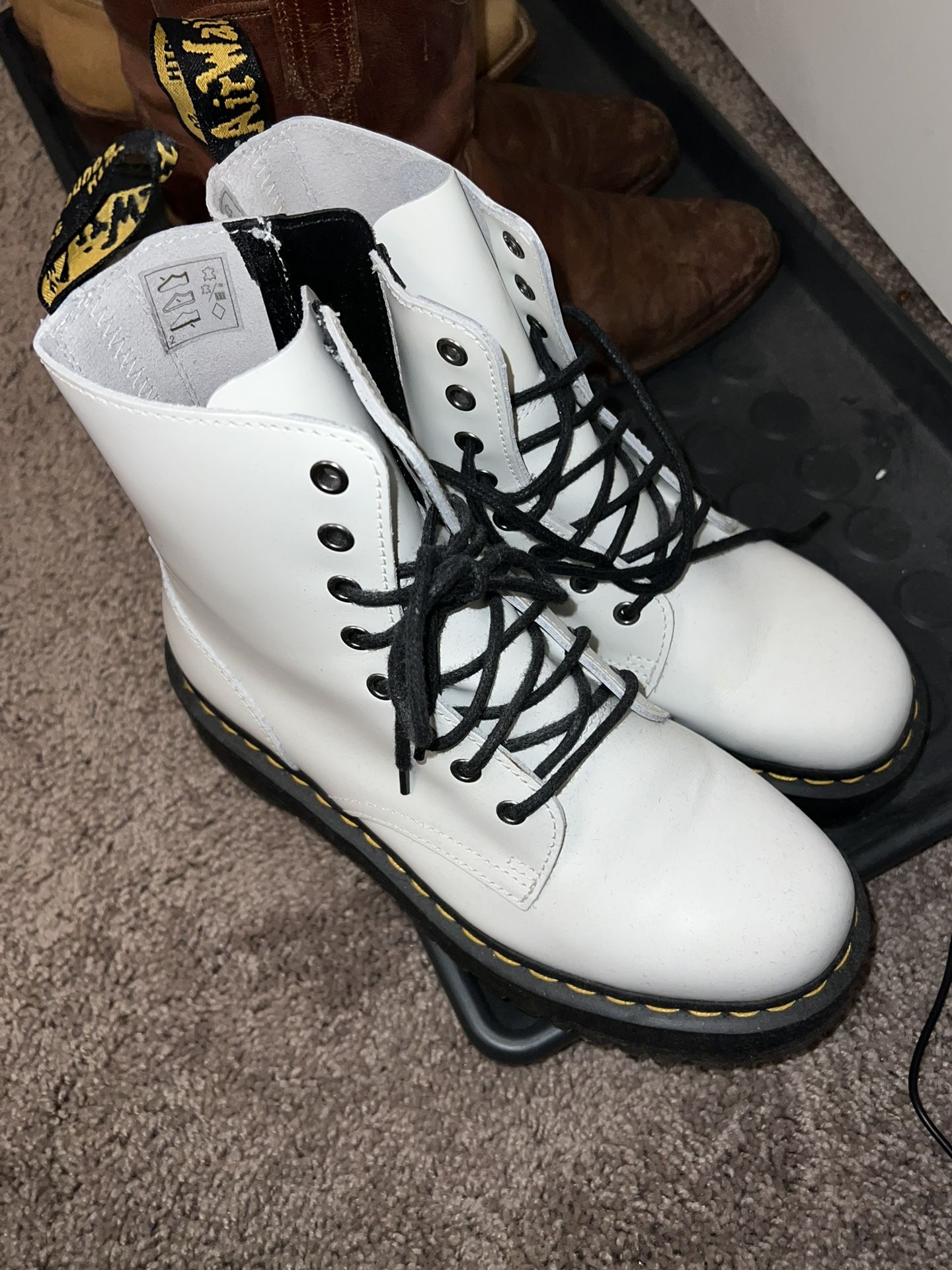 Doc Marten Jadon Smooth Leather Platform Boot (White)