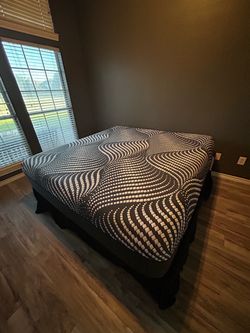 Sealy King Mattress with Box Spring
