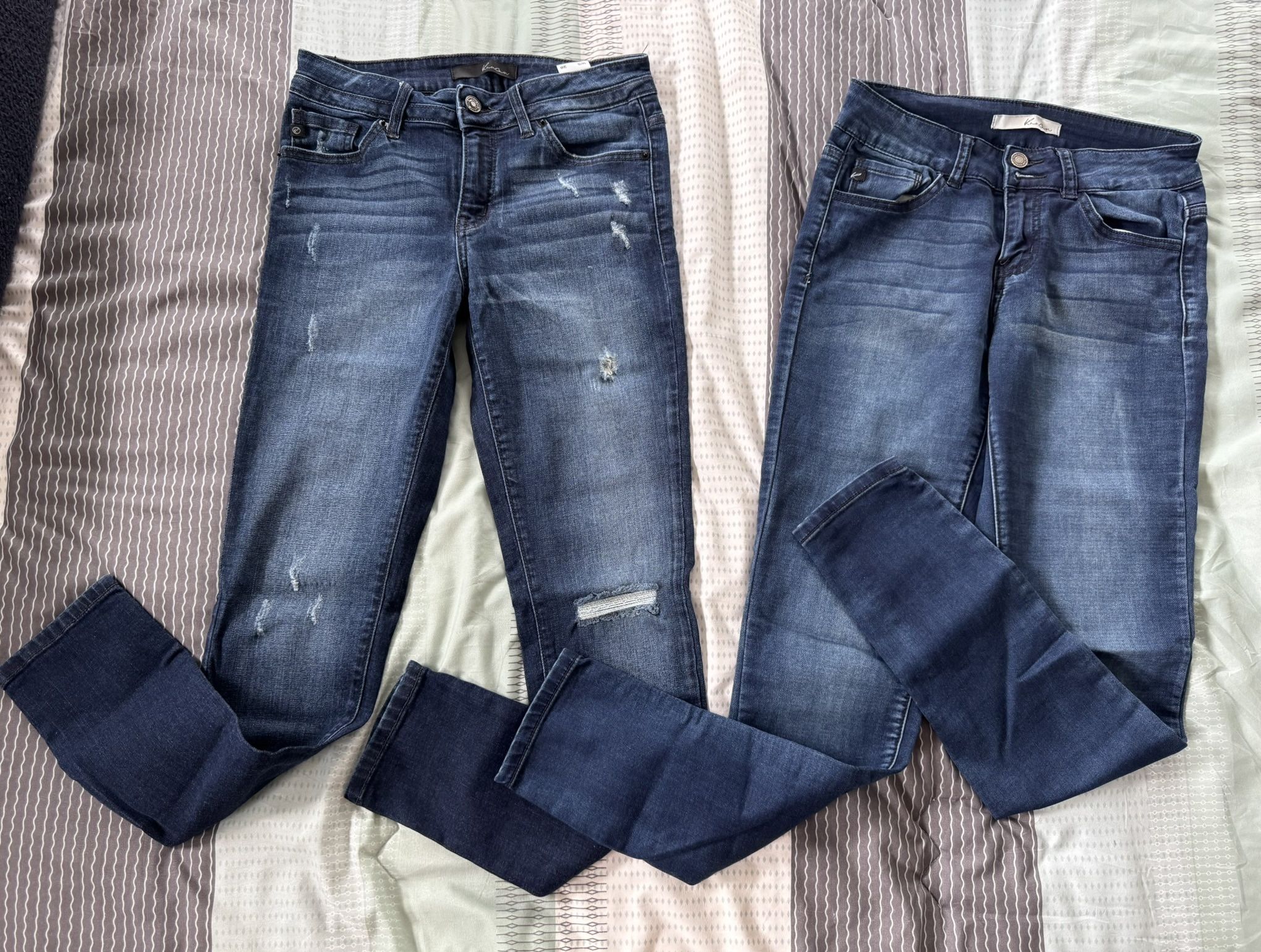 2 pairs of KanCan jeans Sz 26/5