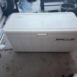 Coleman Marine 100 Cooler