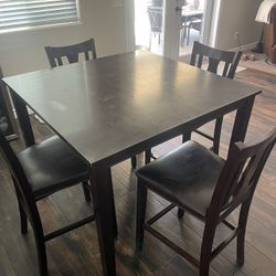 Dinning Table