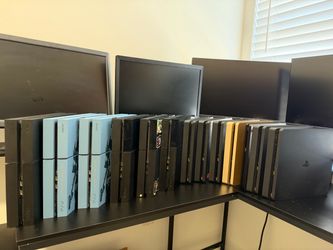 PlayStation 4 disponibles 180$ / 2 juegos a elegir y un control