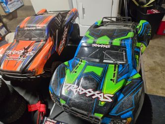 2 Traxxas slash 1/10 scale
