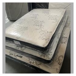 Queen size mattress / Colchon