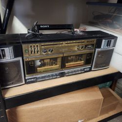 Old Ghetto Blaster Boom Box Radio Vintage