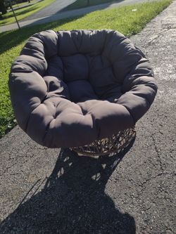 Papasion chair
