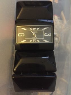 Black bracelet watch