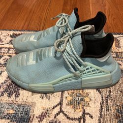 NMD AUQA HUMAN RACE