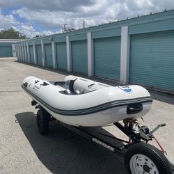 Inflatable Boat With Trolling Motor