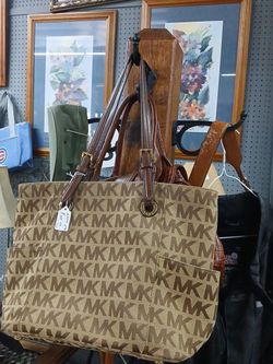 Michael kors purse bag many pockets khaki