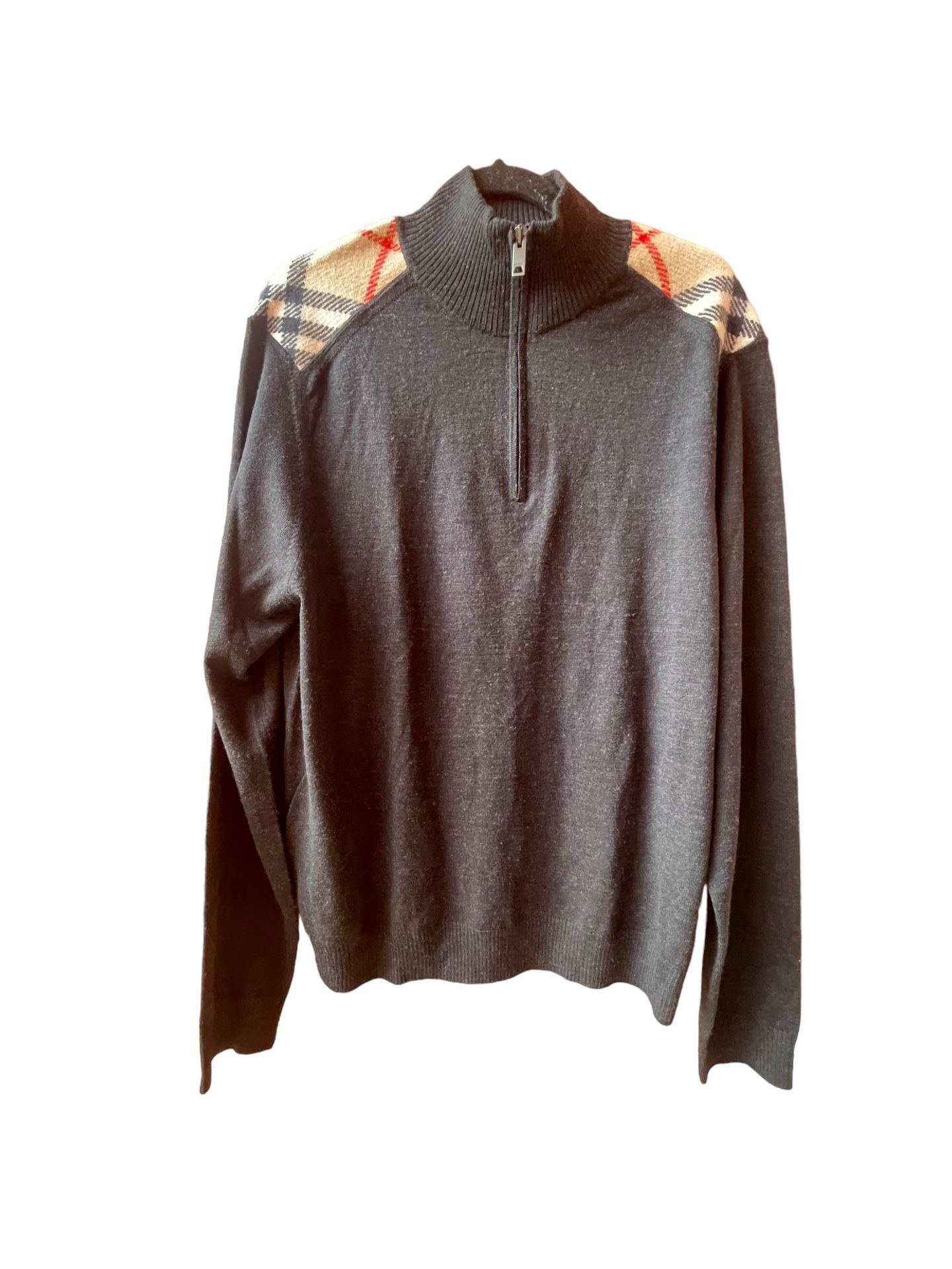 Mens Burberry Men quarter zip size XL