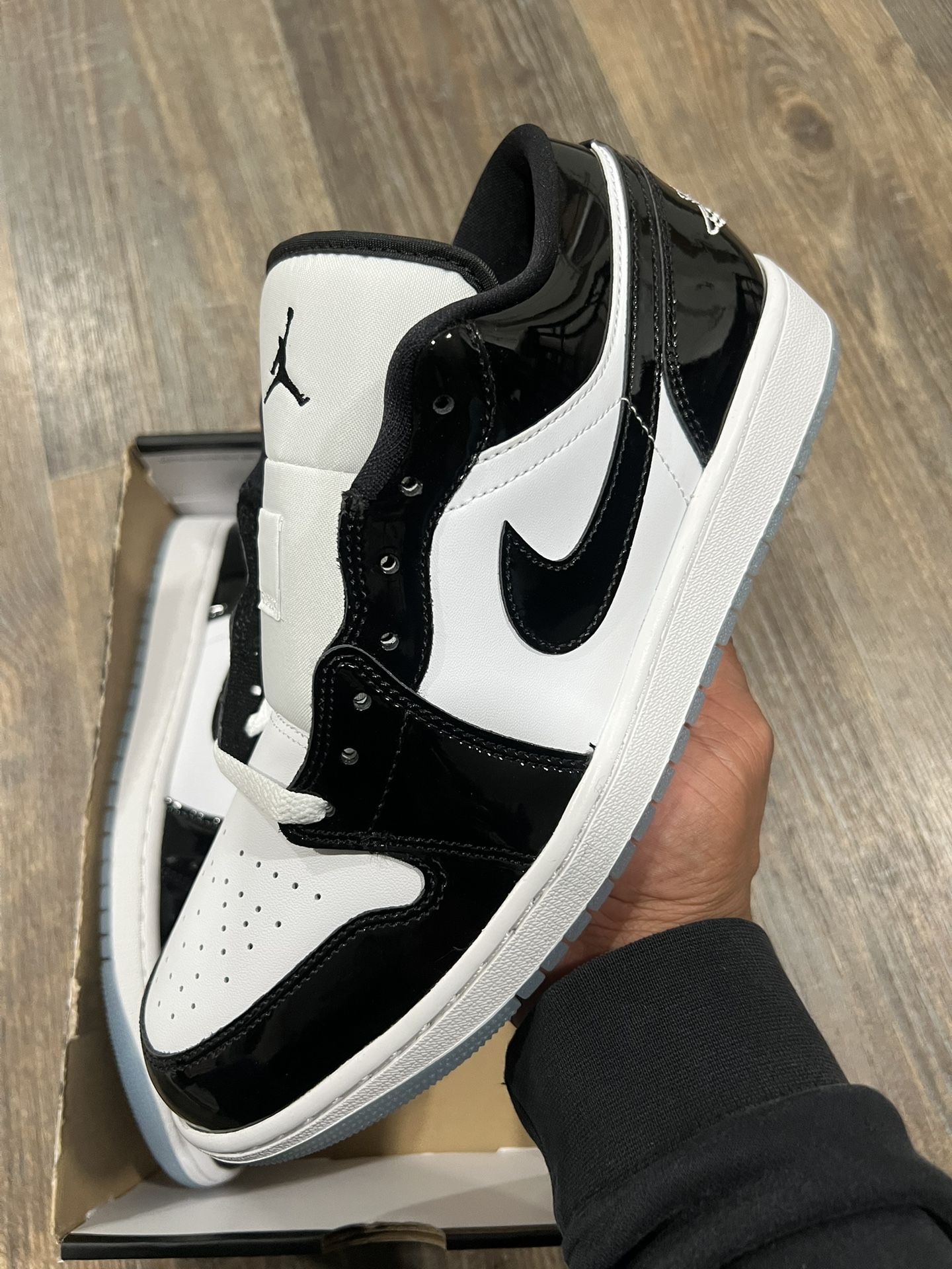 Jordan 1 Low Concord