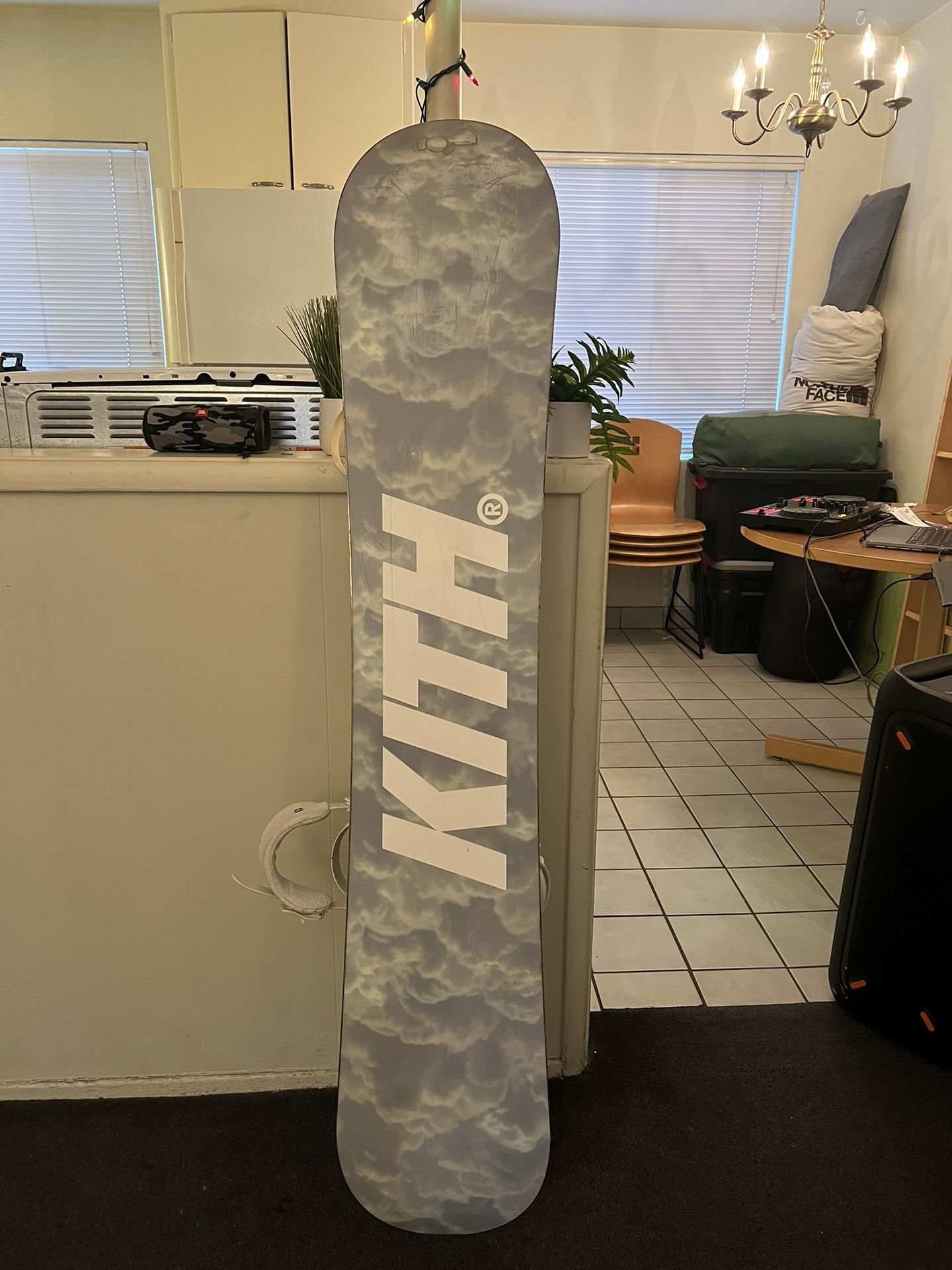 158cm Capita x Kith Snowboard w/ Union Bindings