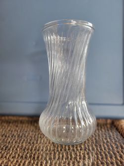 Vtg. Hoosier Clear Glass Vase-4082-4090 Vertical Swirl 8.25 x 3.75 Tall-Great Shape