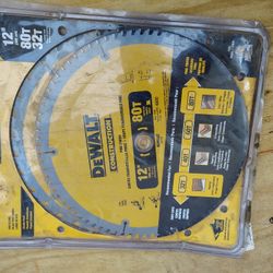 DeWalt Miter Saw 2 Blades 12"