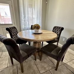 54” Round Dinning Table