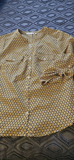 Women's Button Up Blouse