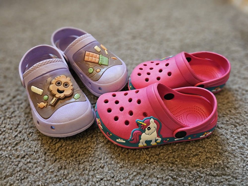 Crocks style slip-ons for girl