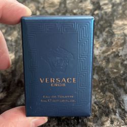 NEW VERSACE EROS MENS EAU DE TOILETTE MINI $10!