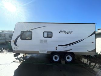 2015 River forest Salem cruise lite