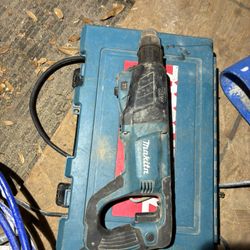 Makita Rotary Hammer Drill With Handle
